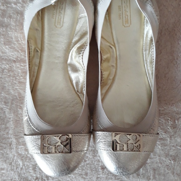 gold foldable flats